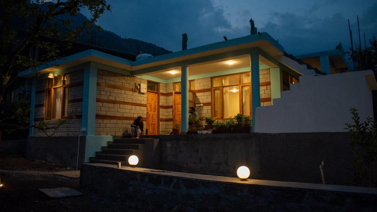 Jal-Vayu Cottages Manāli Extérieur photo